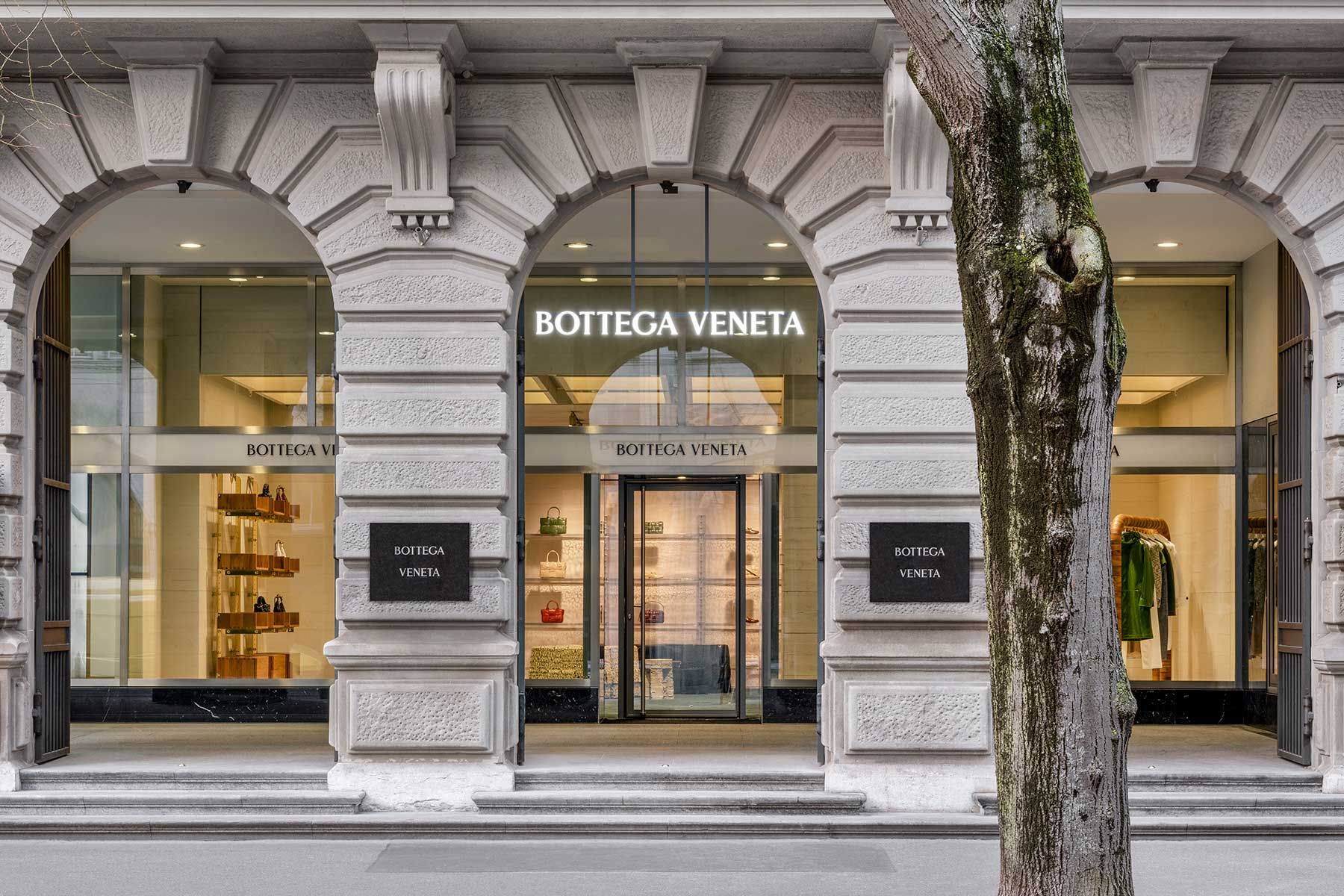 inside-bottega-veneta's-quietly-clever-new-store