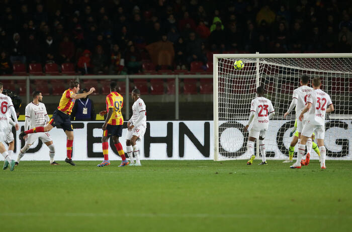milan,-solo-un-pari-a-lecce,-il-napoli-scappa-a-+9.