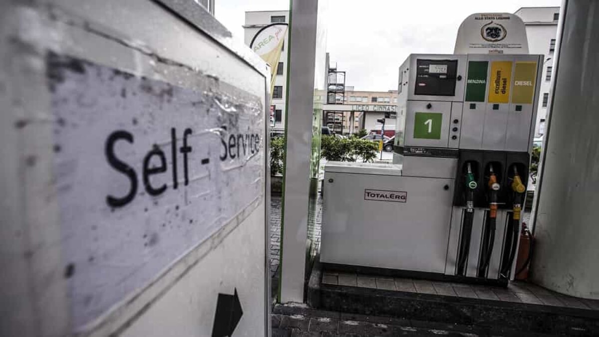 perche-oggi-il-diesel-costa-piu-della-benzina