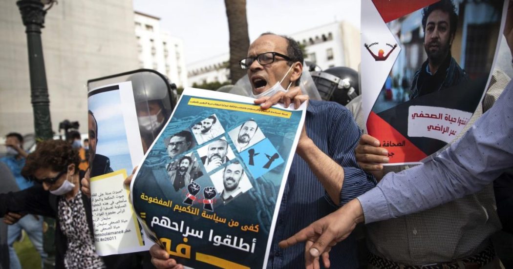 il-parlamento-ue-condanna-il-marocco-per-i-giornalisti-detenuti.-e-chiede-misure-contro-la-corruzione-come-per-il-qatar-(fdi-si-astiene)-–-il-fatto-quotidiano