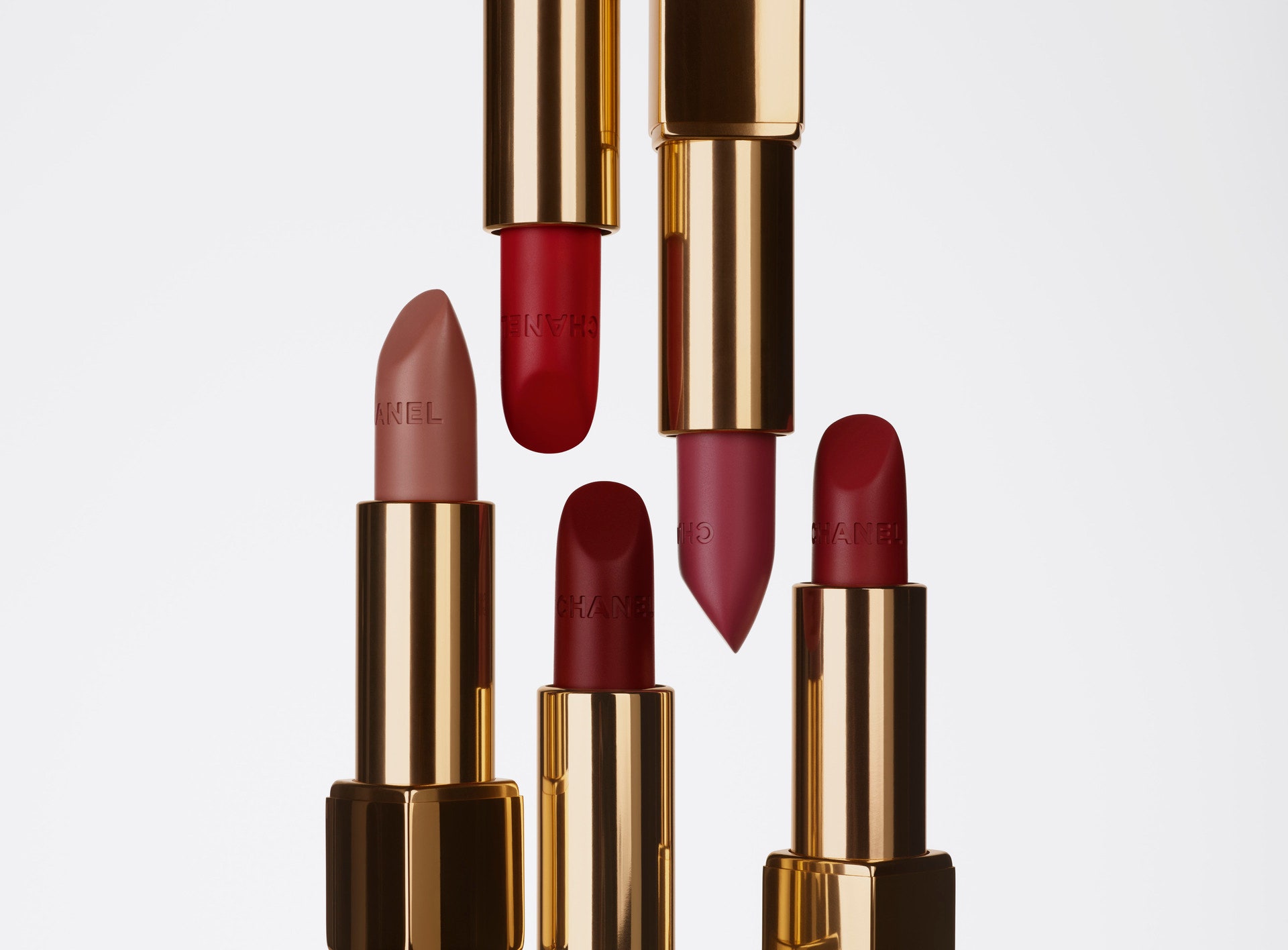 tutte-le-novita-beauty-di-gennaio-per-un-bagno-scintillante