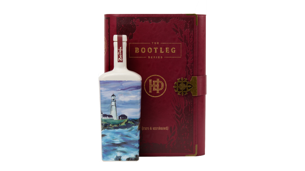 taste-test:-bob-dylan’s-new-ultra-premium-whiskey-can’t-recreate-the-magic-of-his-previous-hits