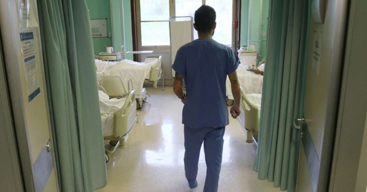 roma,-lasciata-sola-dopo-17-ore-di-travaglio,-la-mamma-esausta-si-addormenta-e-il-neonato-muore