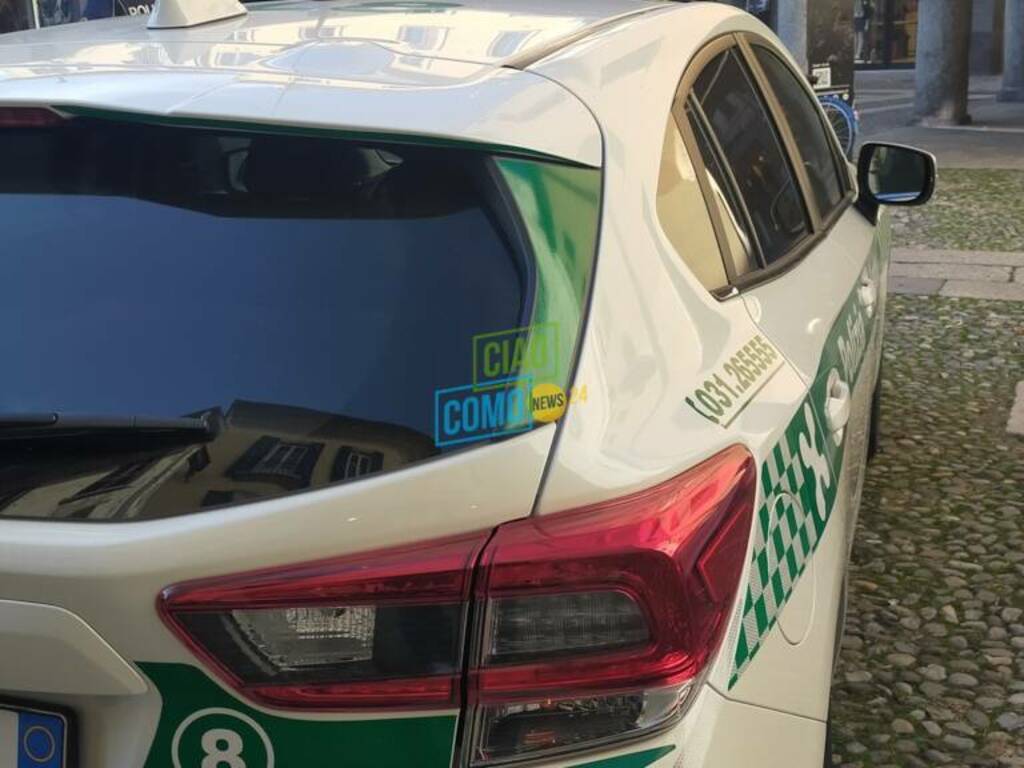 como,-automobilisti-indisciplinati:-in-due-mesi-19-patenti-ritirate-e-5.000-multe-per-sosta-vietata-–-ciaocomo