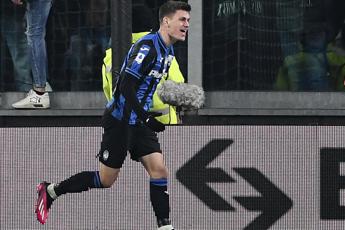 maehle-e-lookman-stendono-la-samp,-l'atalanta-sale-al-3°-posto