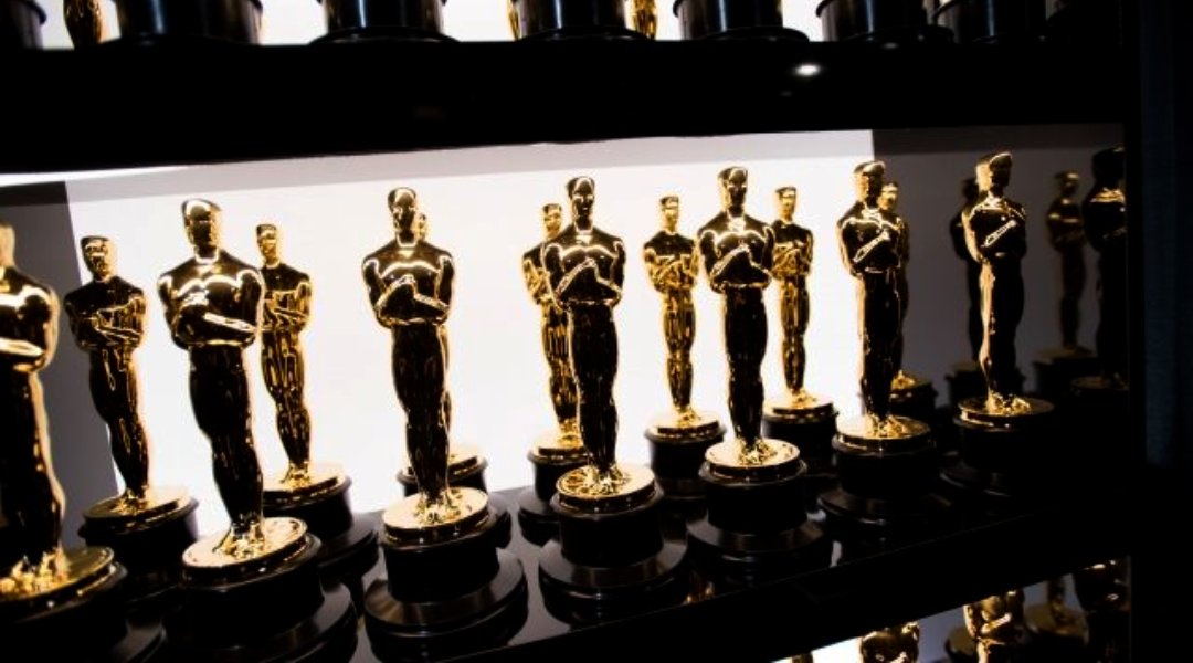 dark-horse:-the-academy-will-not-disqualify-“surprise”-oscar-nominee-andrea-riseborough