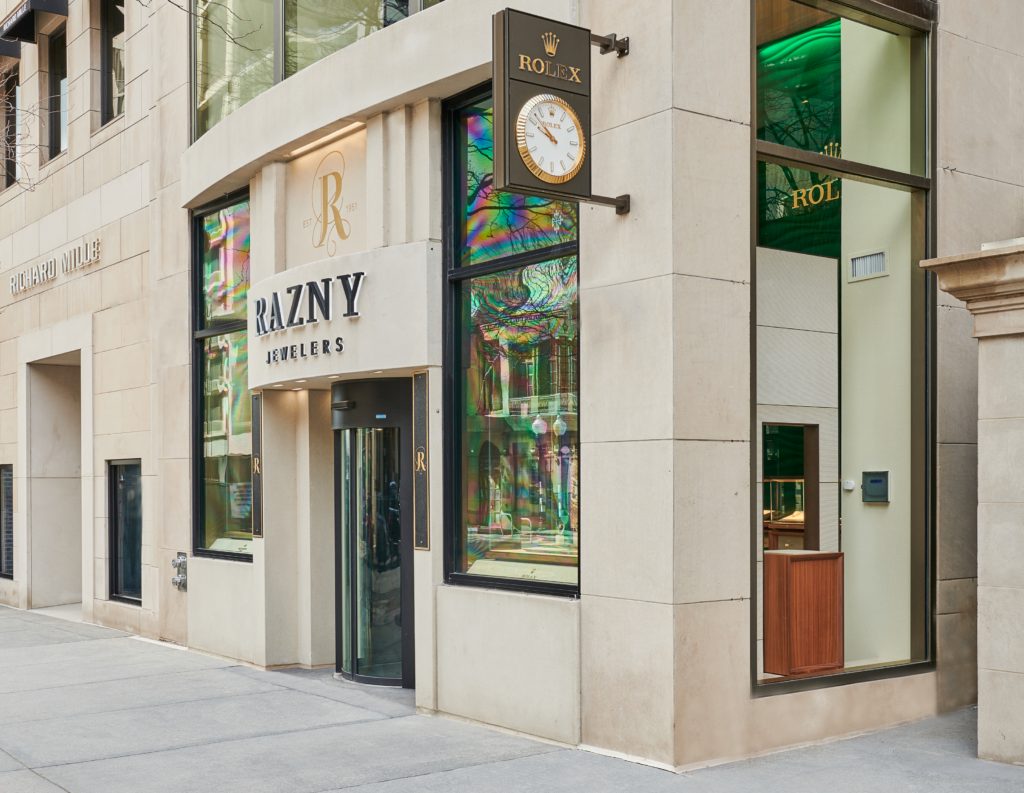 greatest-showrooms:-razny-jewelers,-chicago,-usa