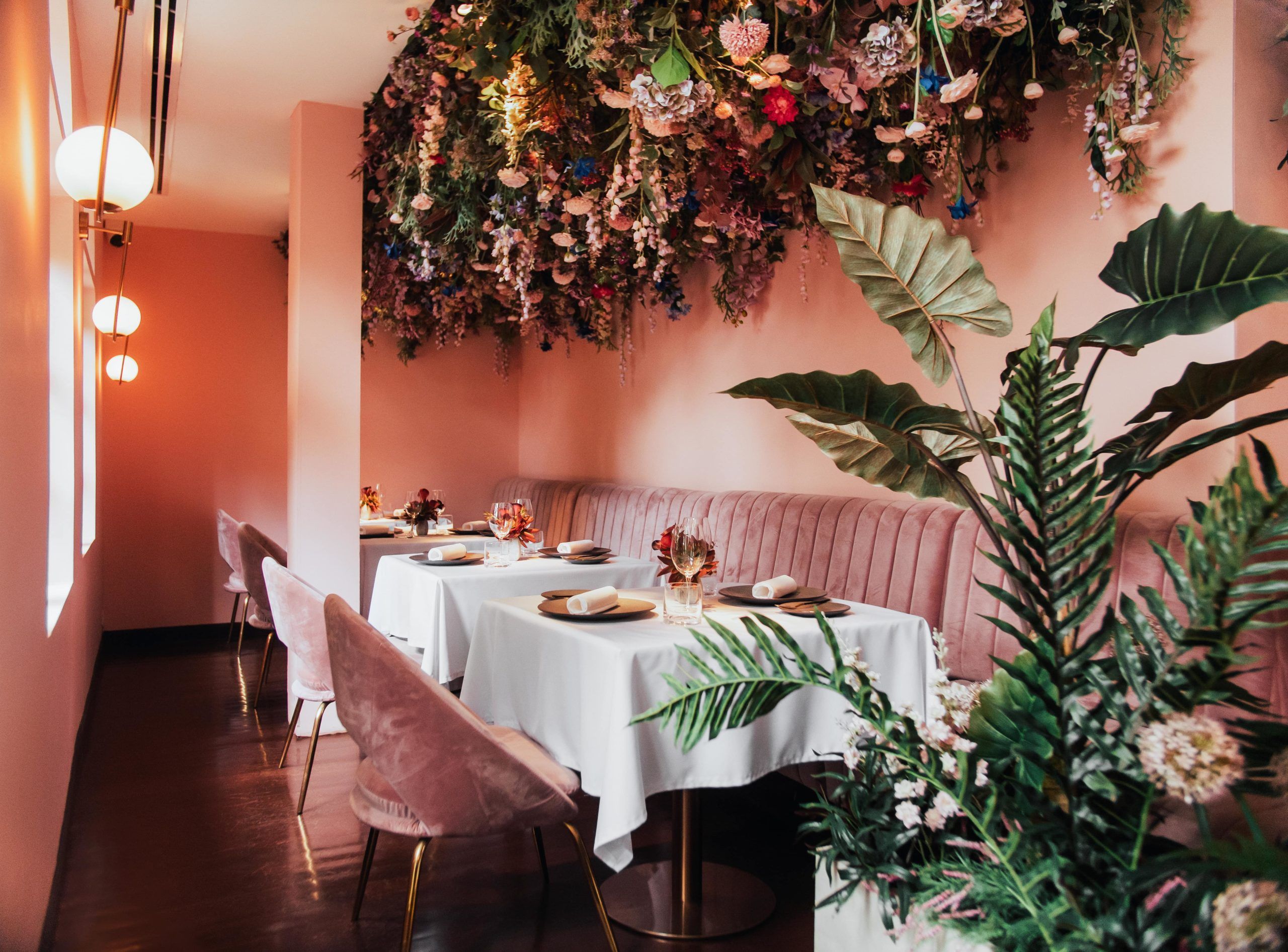 the-prettiest-pink-restaurants-and-cafes-to-bookmark-for-valentine’s-day