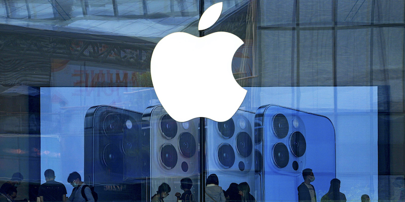 nell’ultimo-trimestre-apple-ha-registrato-la-piu-grande-riduzione-dei-propri-ricavi-dal-2016-–-il-post