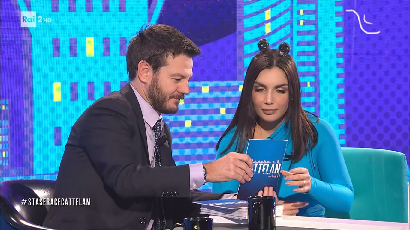 elettra-lamborghini-fuori-controllo:-scatena-la-macchina-del-fango-sui-cantanti-di-sanremo