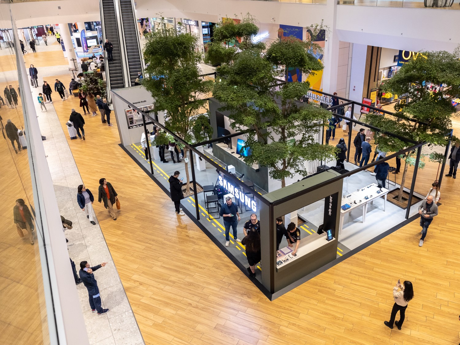 samsung-inaugura-un-esclusivo-galaxy-pop-up-store-dedicato-alla-serie-galaxy-s23.