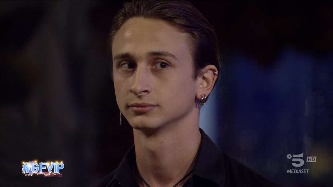 gf-vip-choc,-george-svela:-“mi-piaceva-una-ragazza”.-ma-lei…