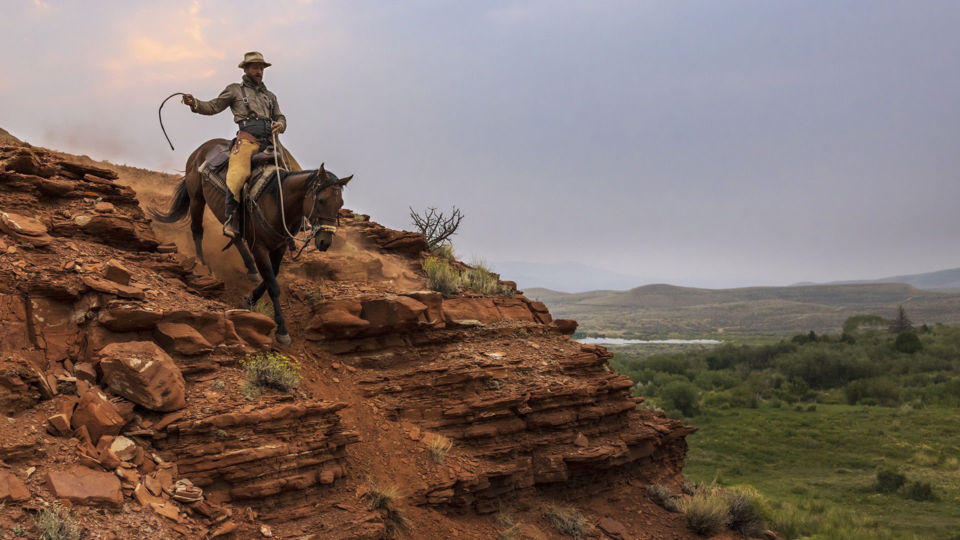 this-wyoming-ranch-blends-luxury-lodging-with-rugged-wild-west-adventures
