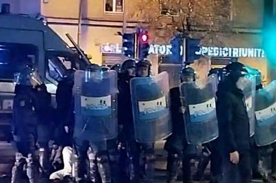 cospito:-denunciati-i-3-manifestanti-fermati-a-corteo-roma
