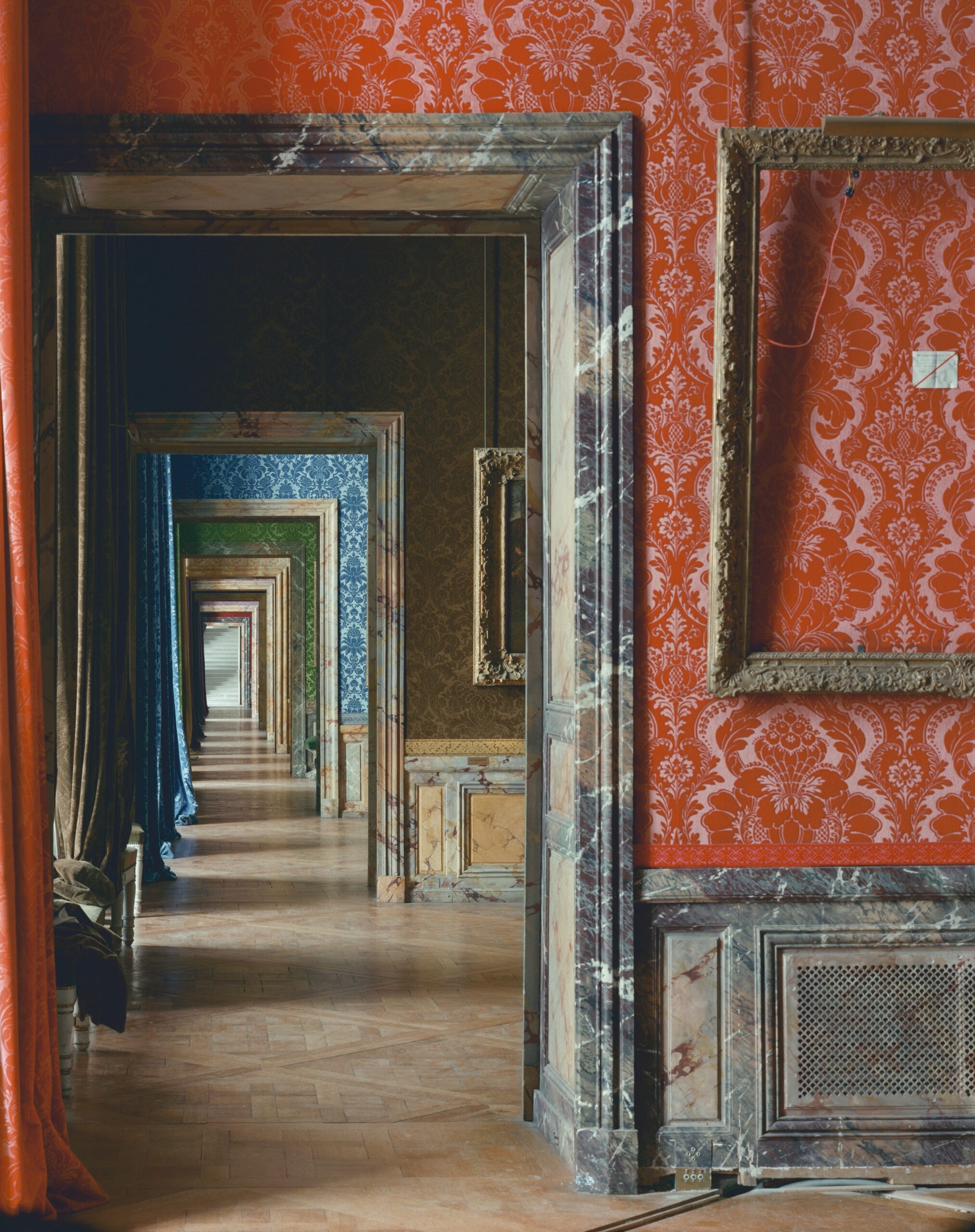 tutto-quello-che-c’e-da-sapere-su-robert-polidori,-il-fotografo-delle-meraviglie