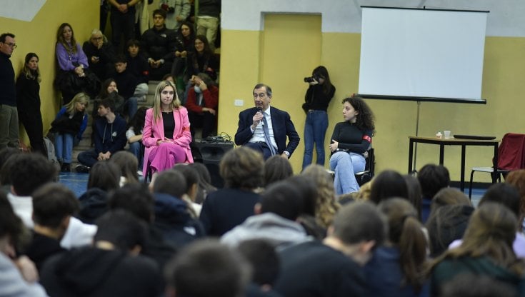beppe-sala-parla-agli-studenti-del-berchet-in-cogestione.-confronto-su-area-b,-zone-30-e-costo-della-vita