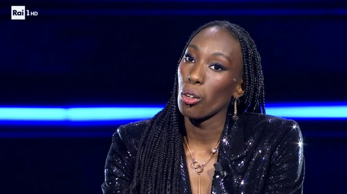 sanremo,-il-“recupero”-di-paola-egonu-nel-monologo:-“la-maglia-azzurra-e-la-piu-bella-del-mondo”