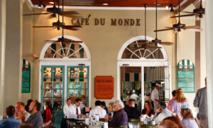 new-orleans-takes-the-cake-as-tripadvisor-hands-out-its-award-for-best-food-destination