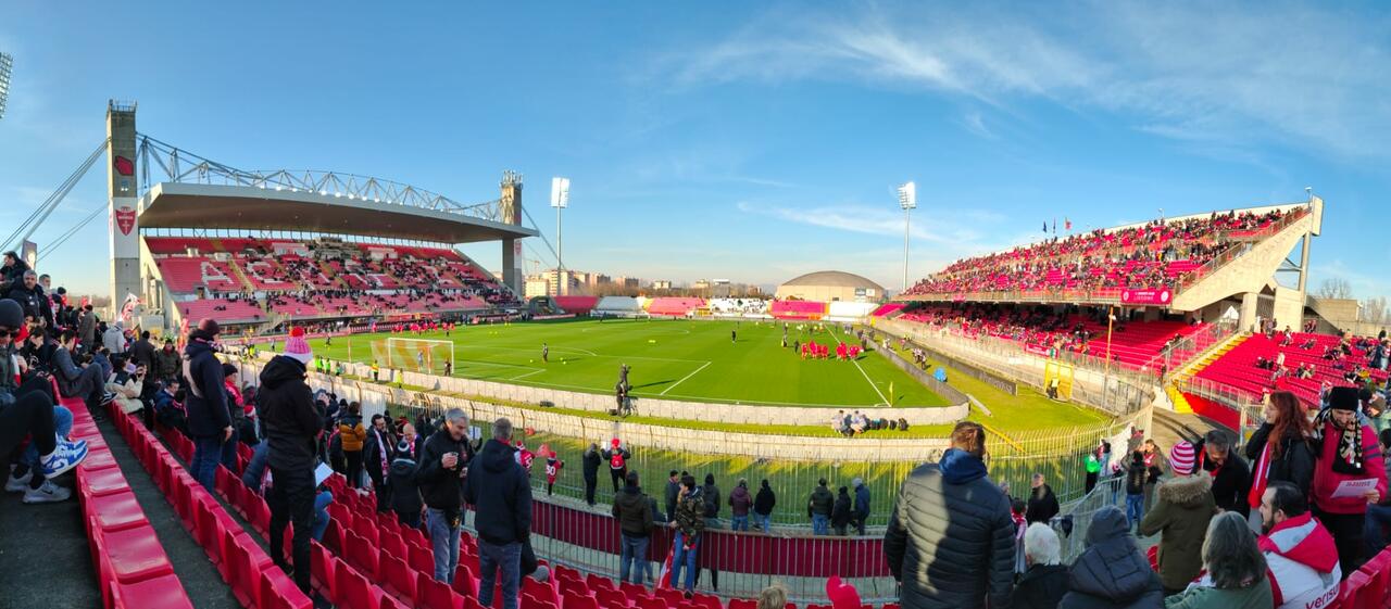 calcio:-deloitte,-2-tifosi-italiani-su-3-favorevoli-all