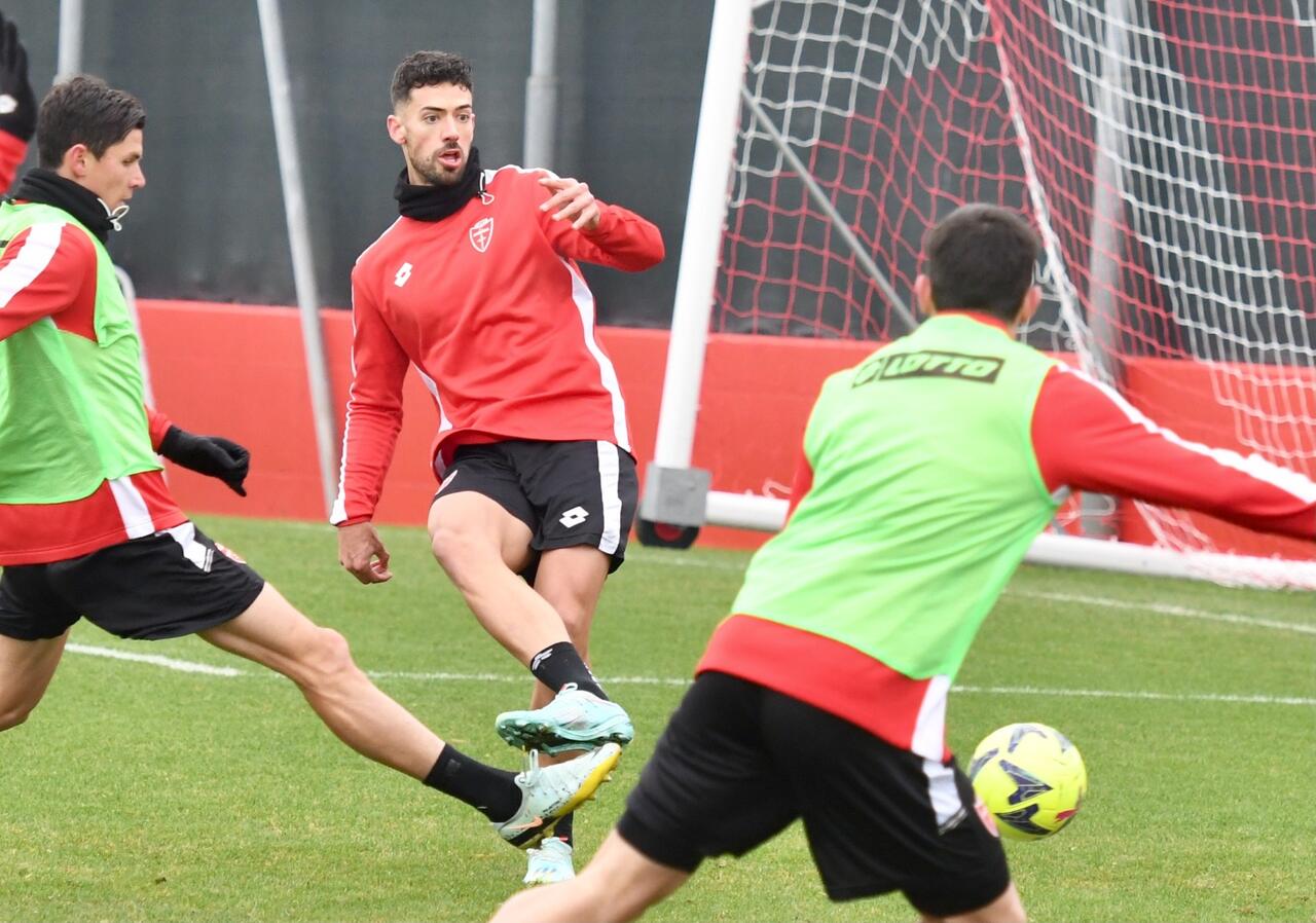 bologna-–-monza,-i-convocati-biancorossi:-rientra-sensi,-out-carlos-augusto