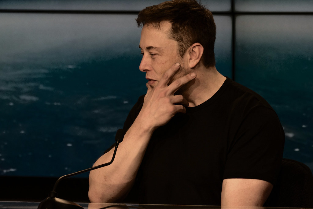 ecco-perche-tesla-puo-sbandare-nelle-finanze