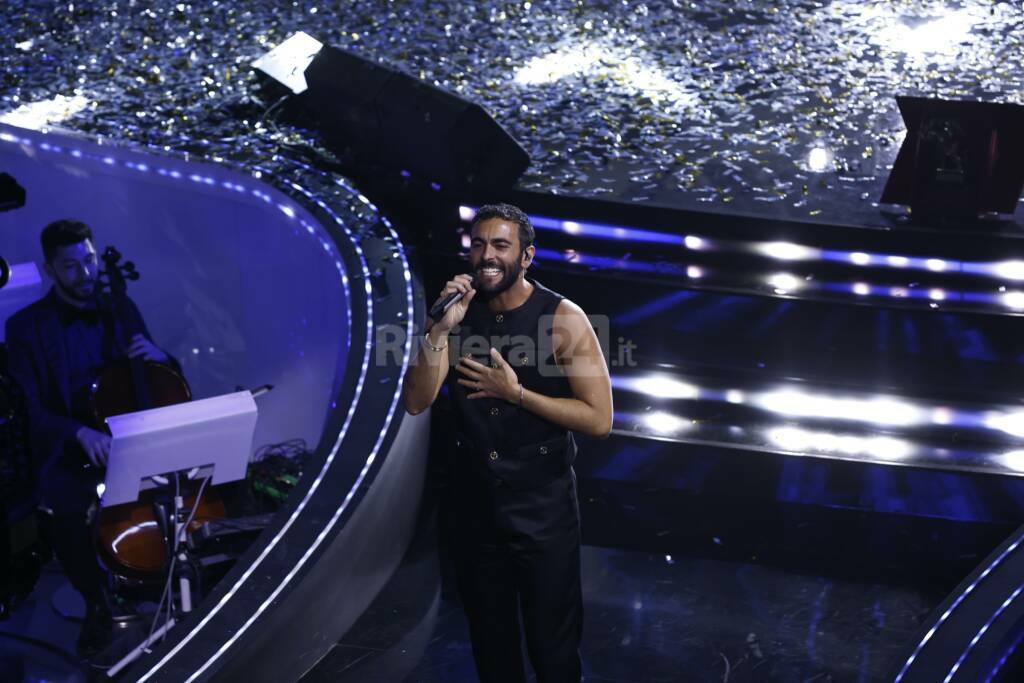 le-“due-vite”-di-marco-mengoni:-dopo-10-anni-trionfa-a-sanremo-–-bergamonews