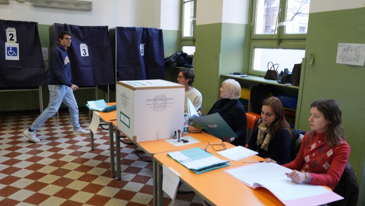 in-lombardia-urne-aperte,-dati-sull