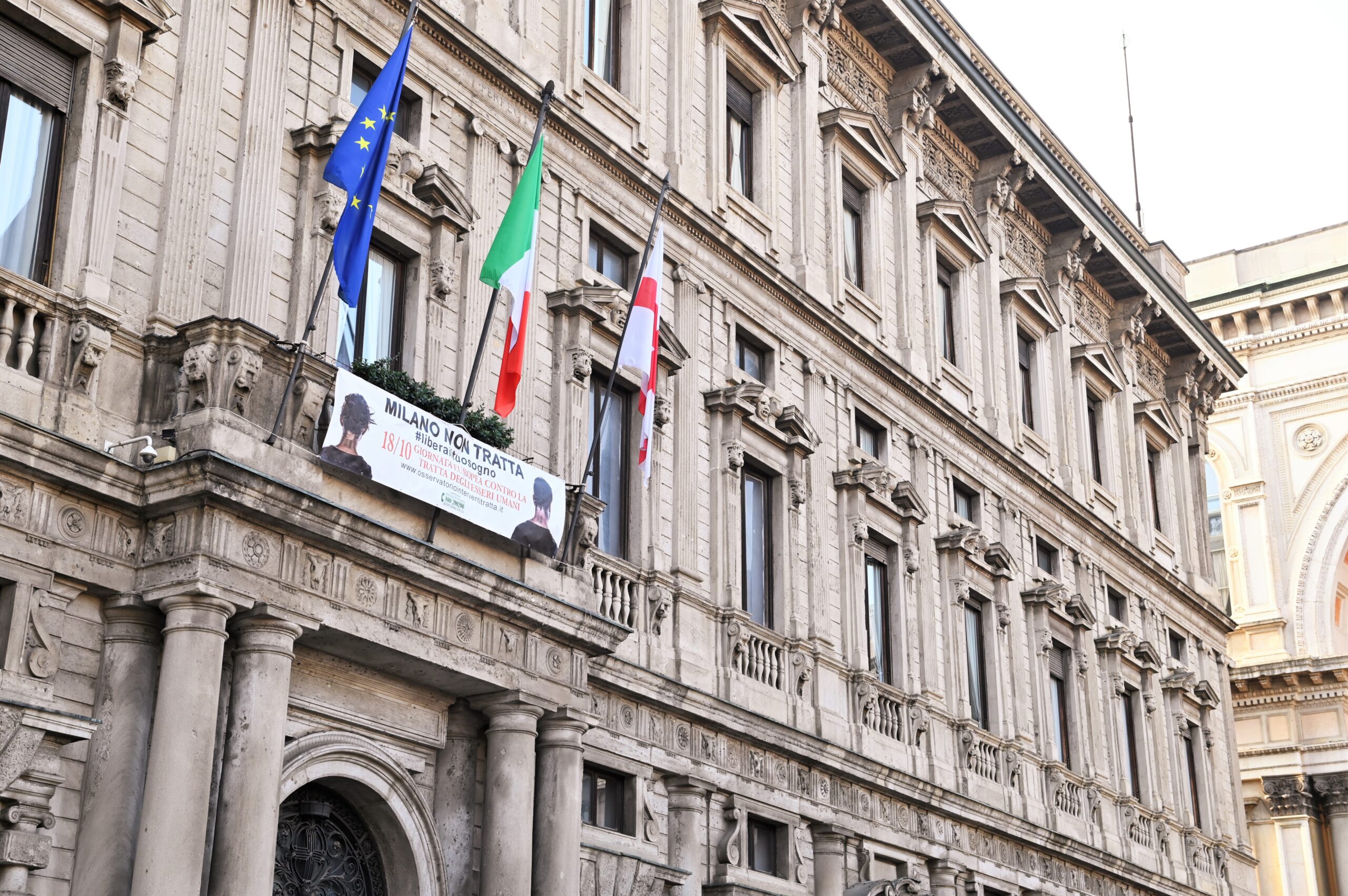 milano,-per-la-giornata-nazionale-del-risparmio-energetico-domani-luci-spente-per-un’ora-a-palazzo-marino-|-sesto-notizie