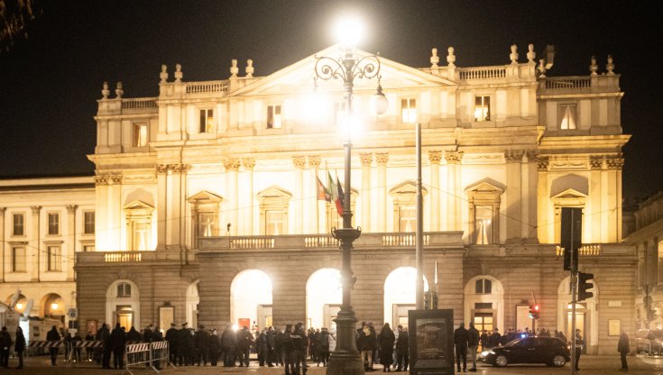 caro-energia,-il-teatro-alla-scala-rinvia-un-nuovo-balletto:-“per-contenere-i-costi-in-programma-due-gia-andati-in-scena”