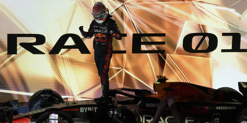 max-verstappen-con-la-red-bull-ha-vinto-il-gran-premio-del-bahrein,-il-primo-della-stagione-di-formula-1-–-il-post
