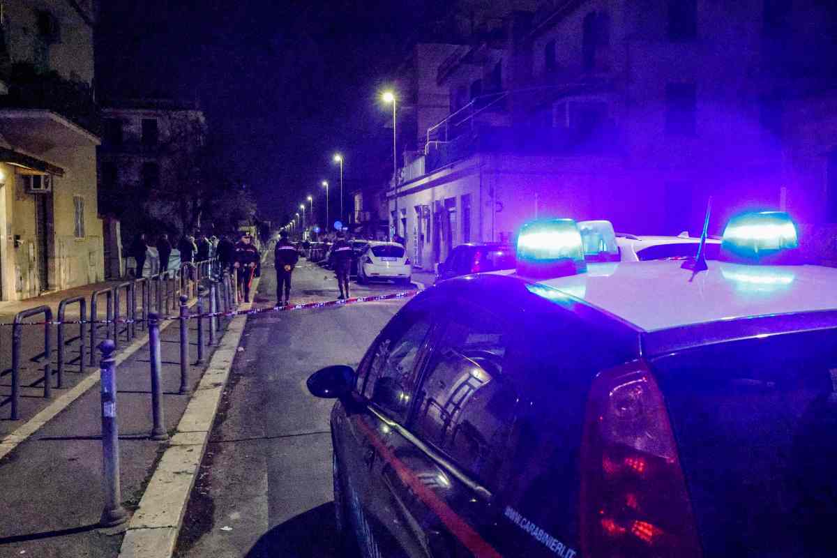 roma,-ragazzo-freddato-a-colpi-di-pistola-in-strada:-caccia-ai-killer