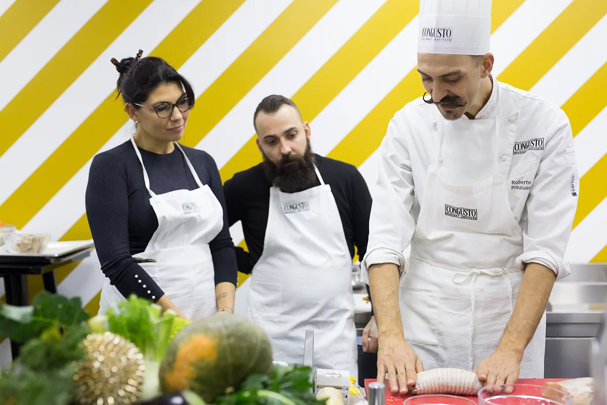 team-building-in-cucina:-quando-tra-i-fornelli-si-fa-squadra-–-italian-gourmet