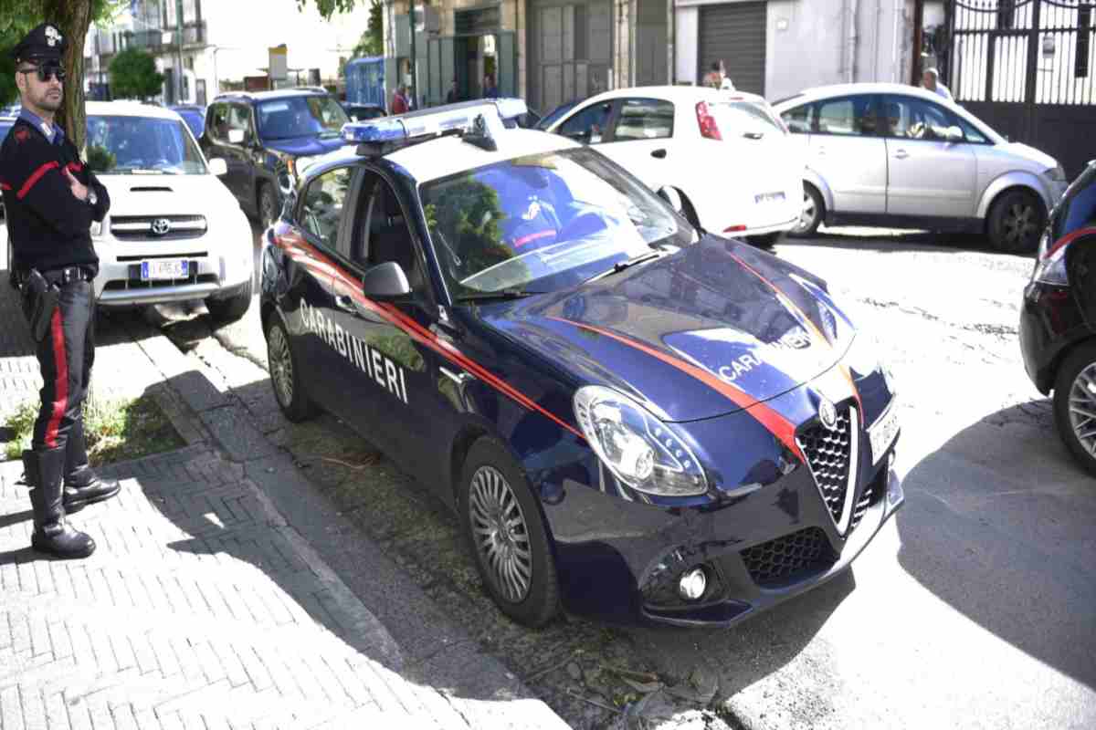 oristano,-61enne-trovato-morto-in-strada:-indagano-i-carabinieri